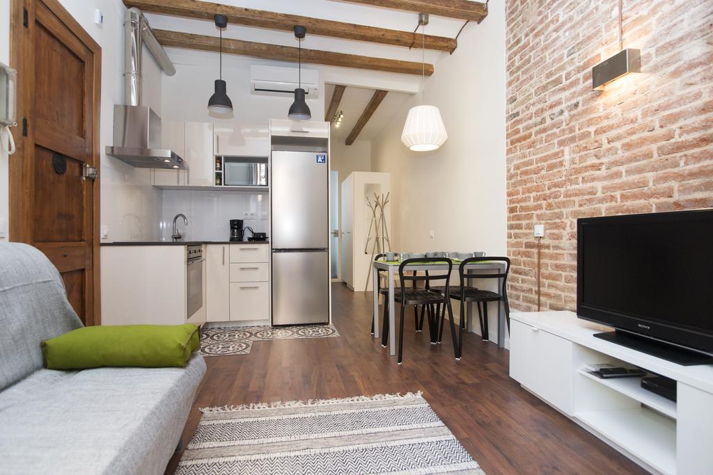 Apartments Barcelona Sagrada Kamer foto