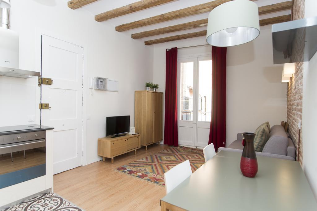 Apartments Barcelona Sagrada Buitenkant foto