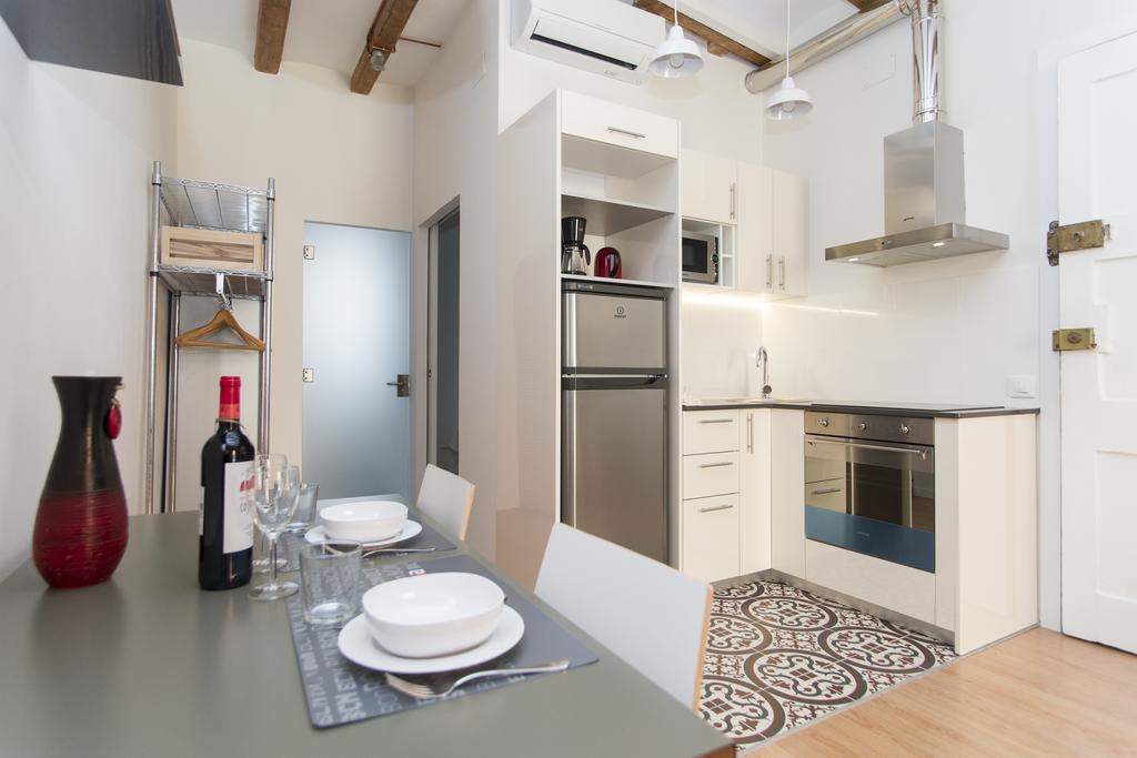 Apartments Barcelona Sagrada Kamer foto
