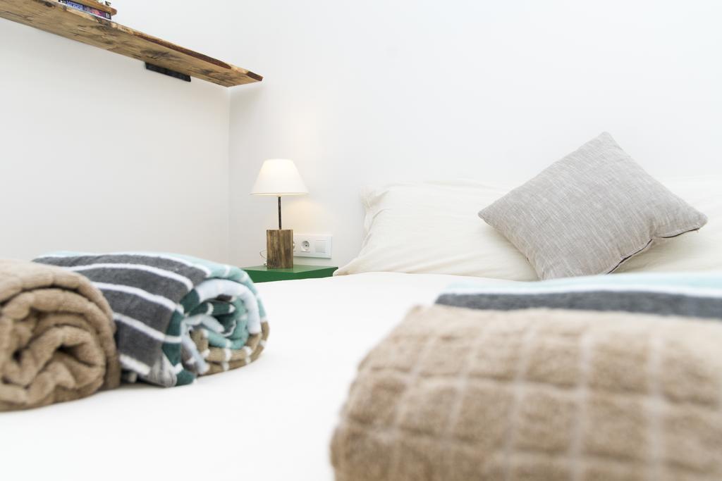 Apartments Barcelona Sagrada Kamer foto