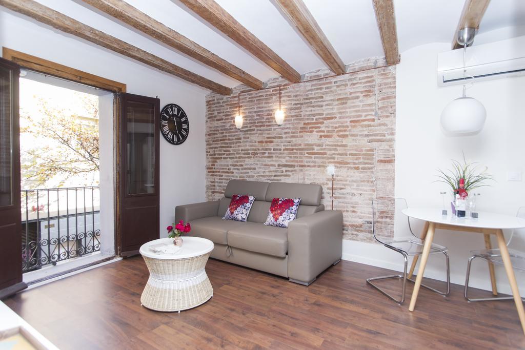 Apartments Barcelona Sagrada Kamer foto