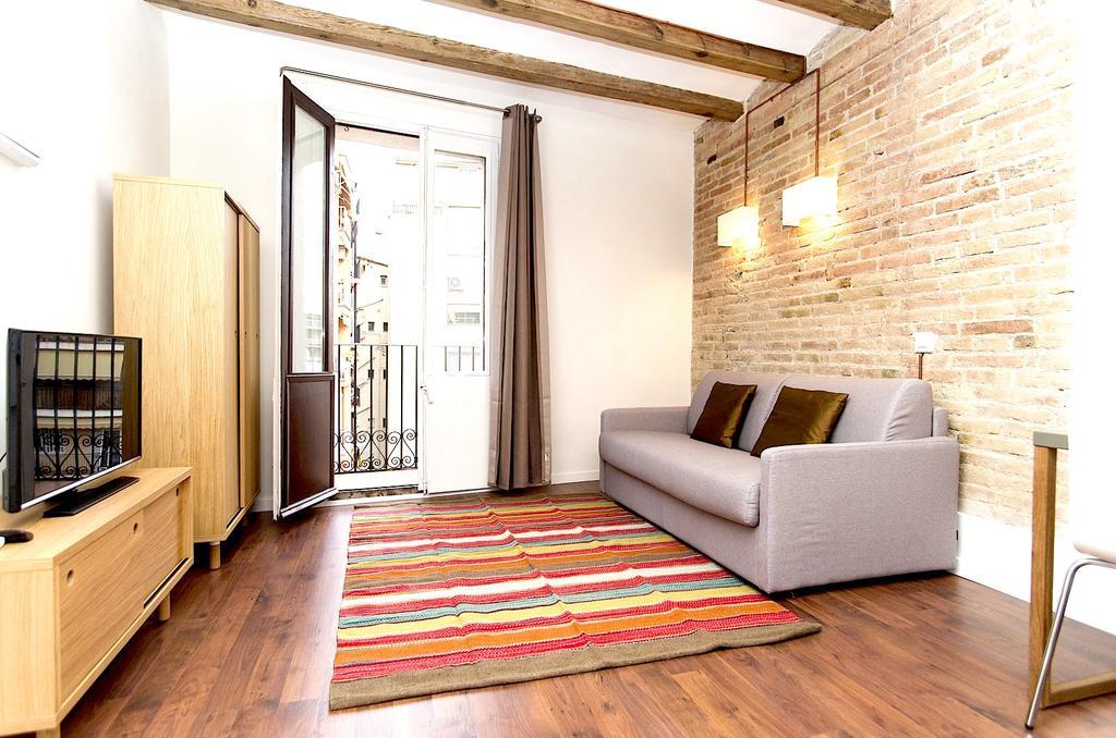 Apartments Barcelona Sagrada Buitenkant foto
